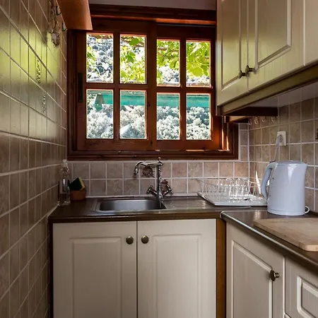 Casa vacanze Spitia Anoi *